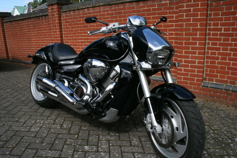 motorcycle-462793_1920