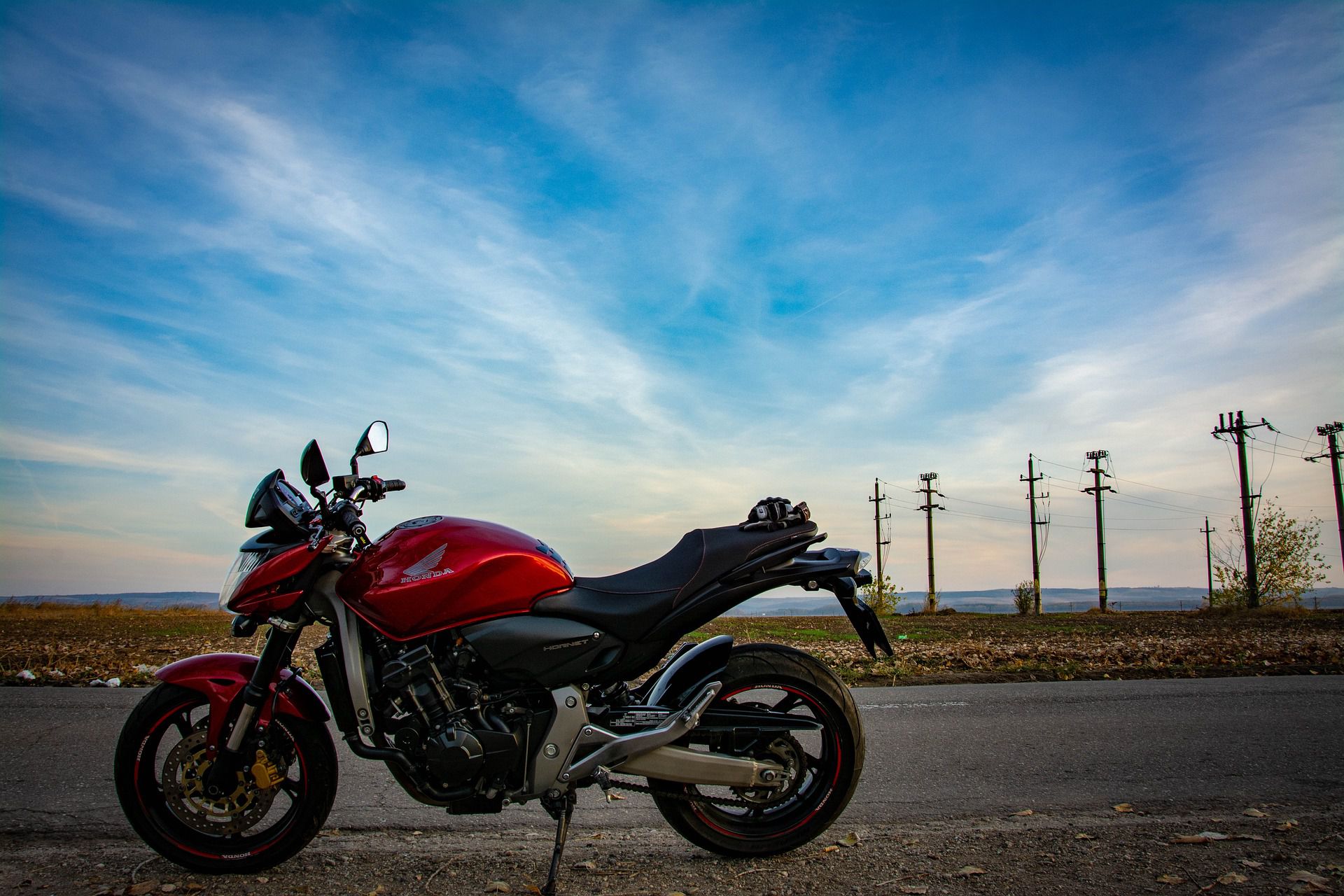 motorcycle-462793_1920