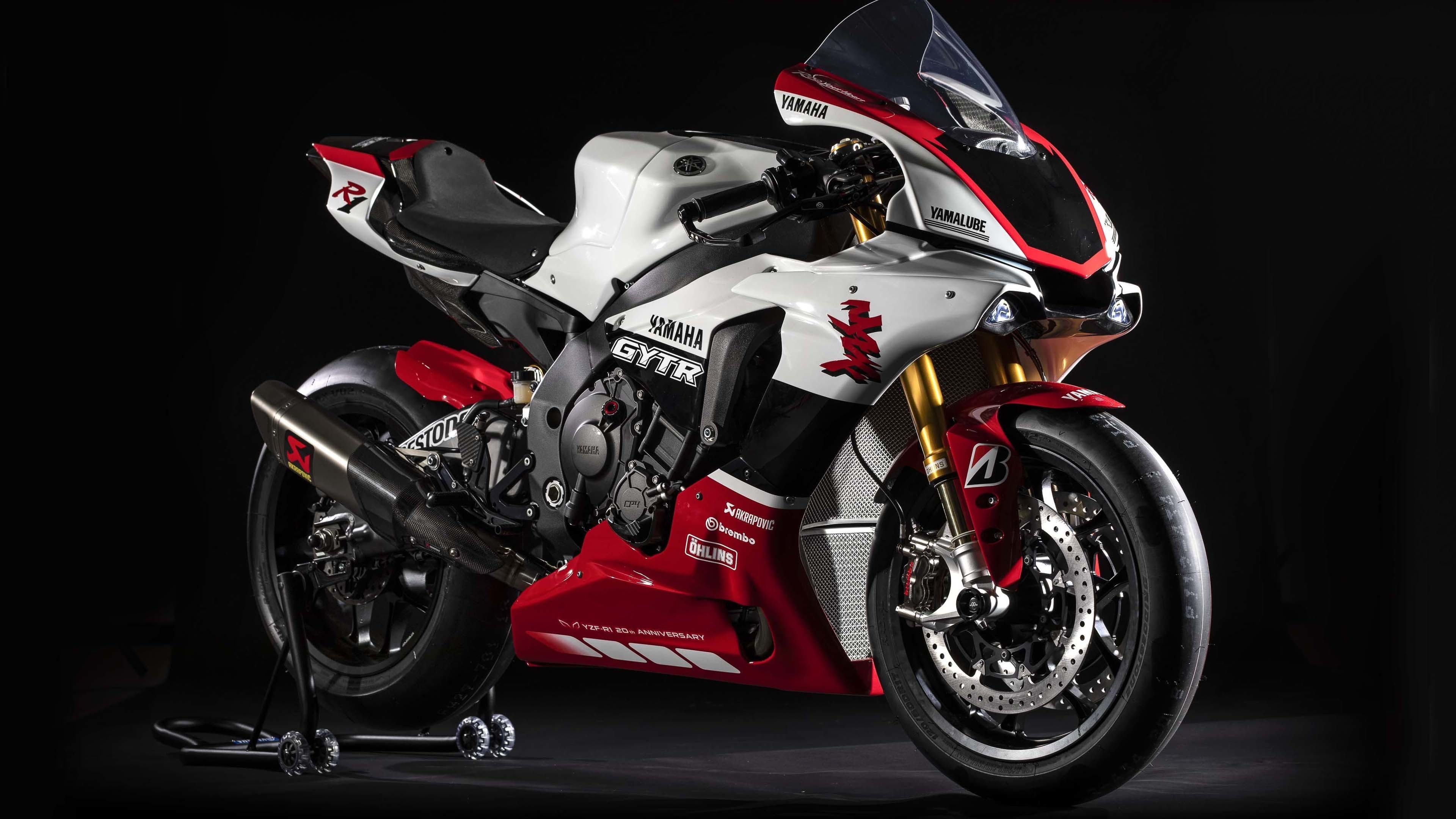 motorcycle-462793_1920
